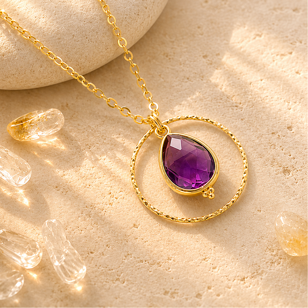 Collier Pendentif en Améthyste - Couronne de Calme