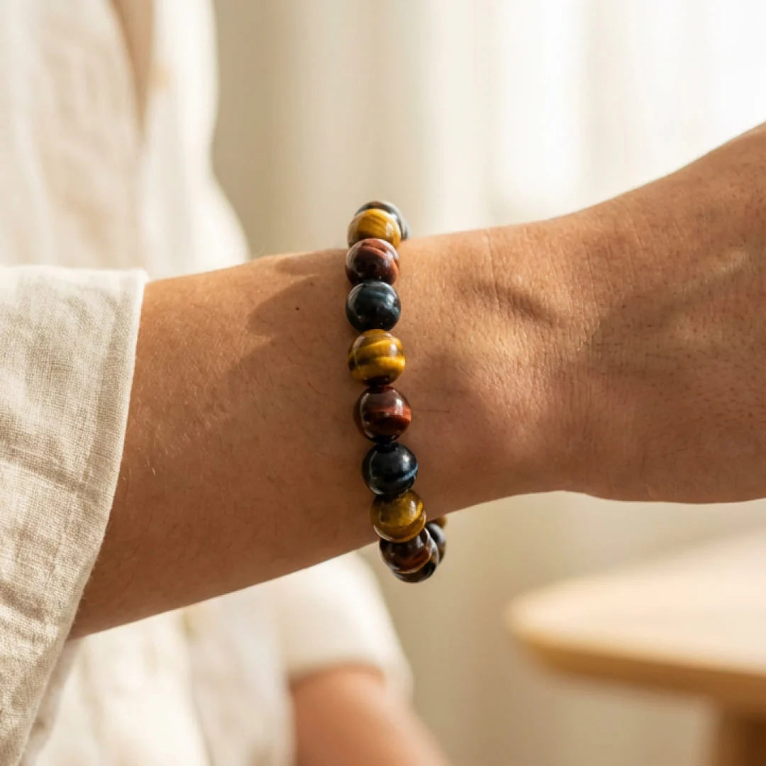 Bracelet en Oeil de Tigre, Taureau & Faucon - Sentinelle